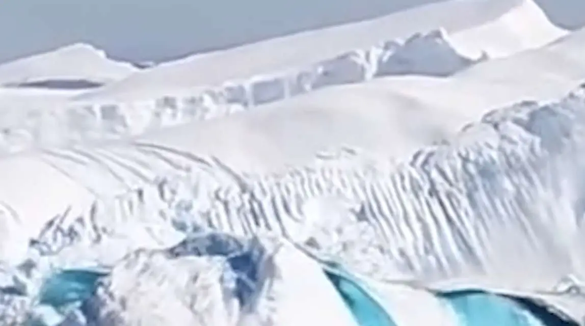 Mykonos Biennale 2015 - Film Festival - ZEROZEROZEROZERO - screen shot